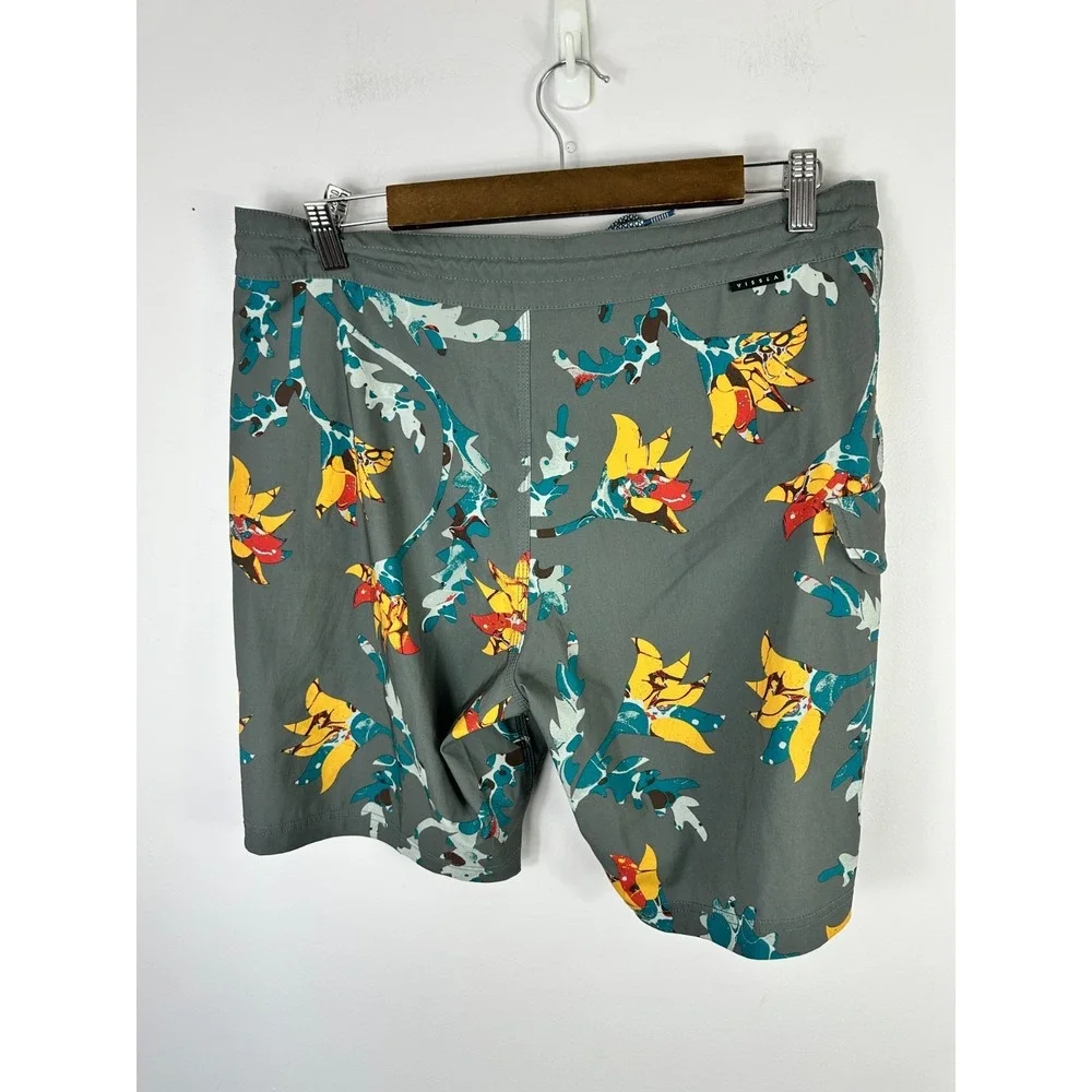Vissla Mens Board Shorts 32 Gray Floral Sight Study Gabe Schneider Art Recycled‎